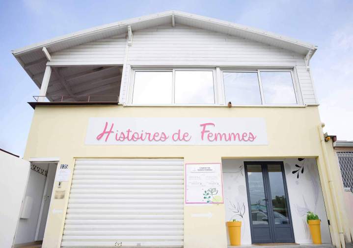 Façade local HDF Martinique